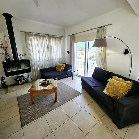 Olivia * Paphos